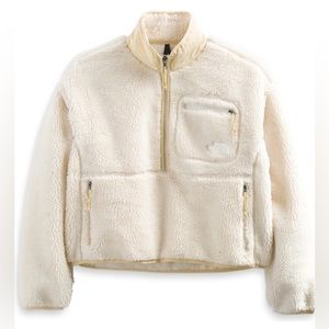 The north face Extreme pile pull over fleece size medium new -with tags